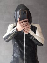 LatexHoodie3.jpg