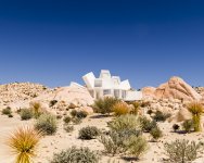 Whitaker+Studio_Joshua+Tree+Residence_02_View+from+the+car.jpg