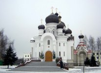 Baranavichy-Orthodox-church-Brest-Belarus.jpg