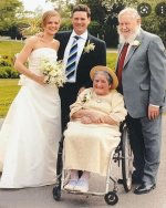 0_keir-starmer-his-wife-victoria-his-dad-rodney-and-his-mum-josephine.jpg